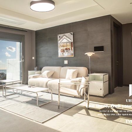 Y Collection By Uh Flat Osiria Aparthotel Пусан Екстериор снимка