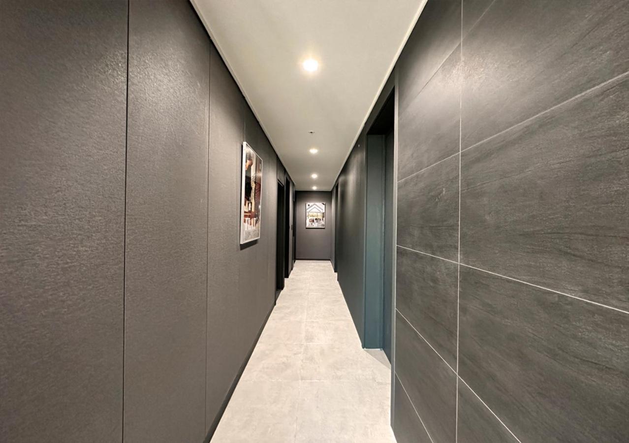 Y Collection By Uh Flat Osiria Aparthotel Пусан Екстериор снимка