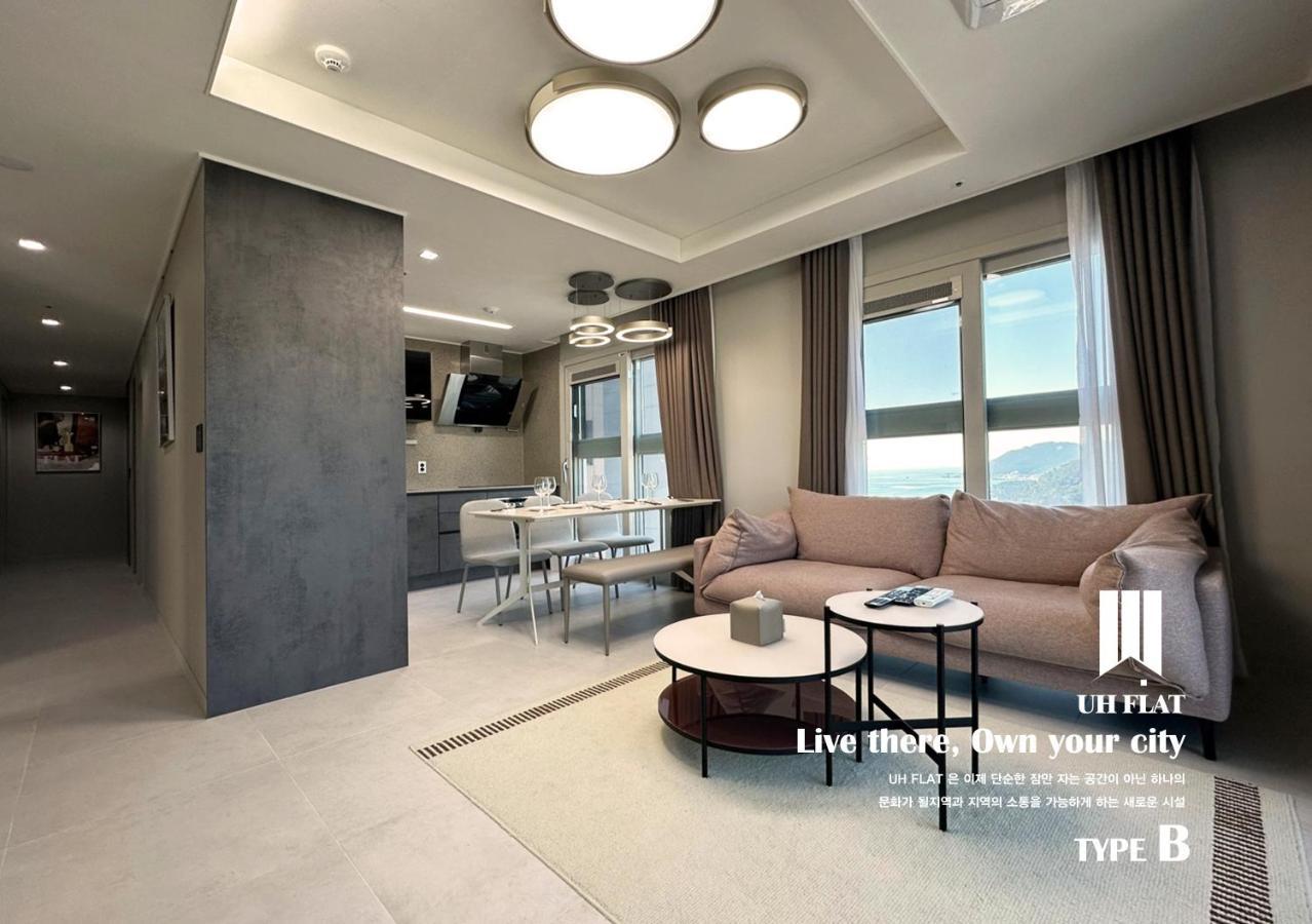 Y Collection By Uh Flat Osiria Aparthotel Пусан Екстериор снимка