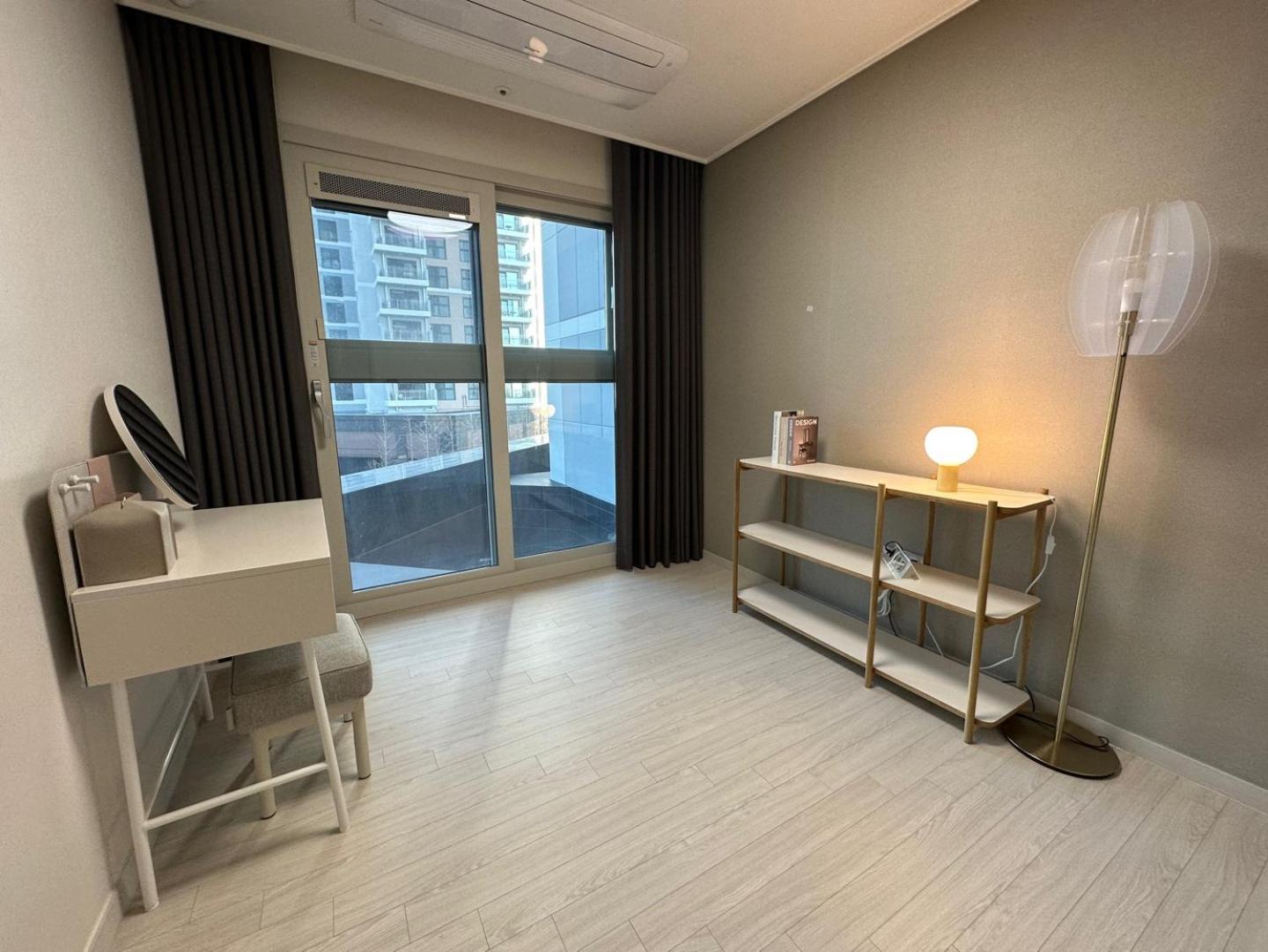 Y Collection By Uh Flat Osiria Aparthotel Пусан Екстериор снимка